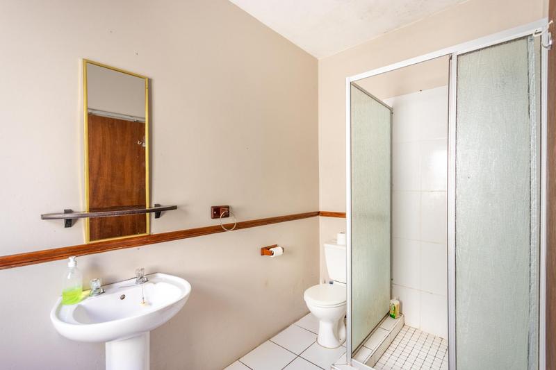 8 Bedroom Property for Sale in Pinelands Western Cape